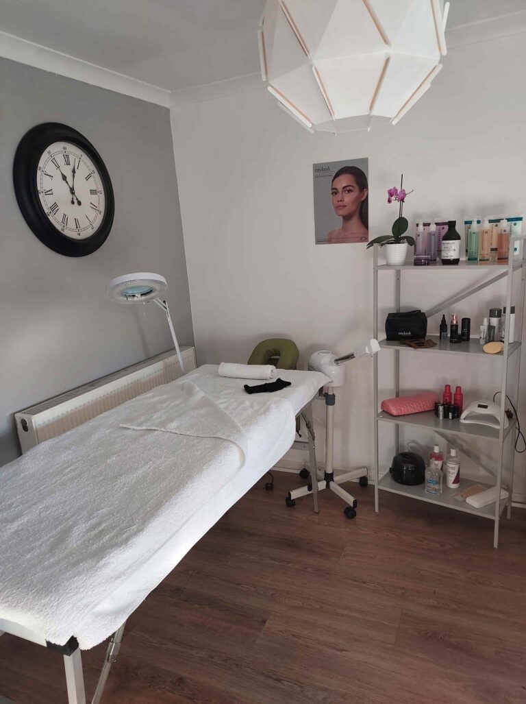 The Best Best Beauty Salon and massage parlour in Coatbridge
